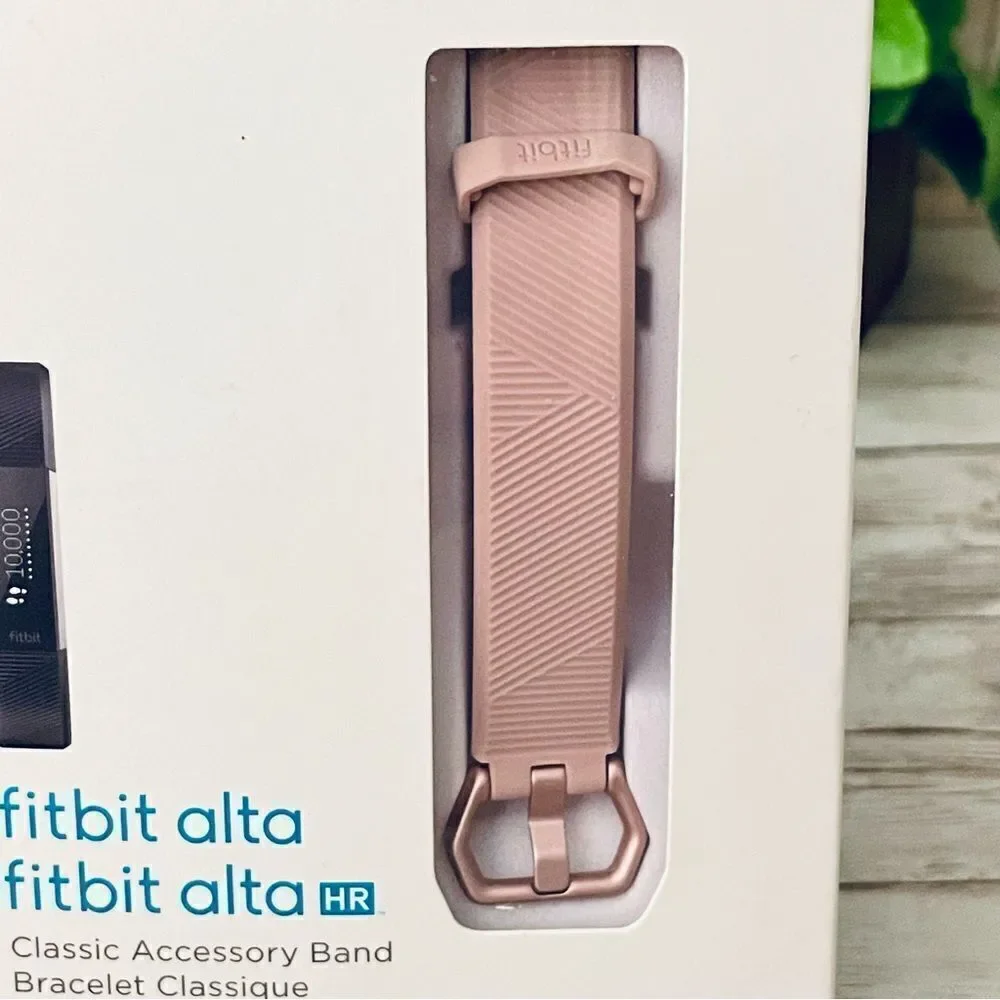 NWT in Box Pink Size: S Fitbit Alta Classic Accessory band